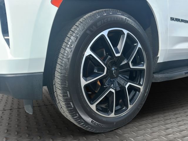 Used 2022 Chevrolet Suburban RST w/ Luxury Package image 49