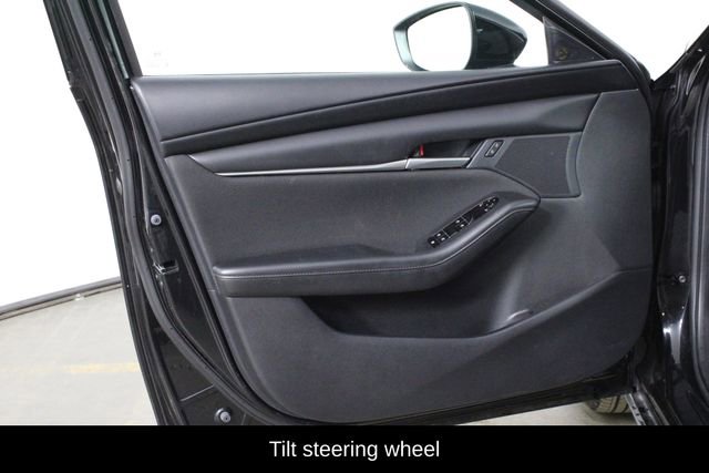 Used 2022 MAZDA MAZDA3 Sedan image 16