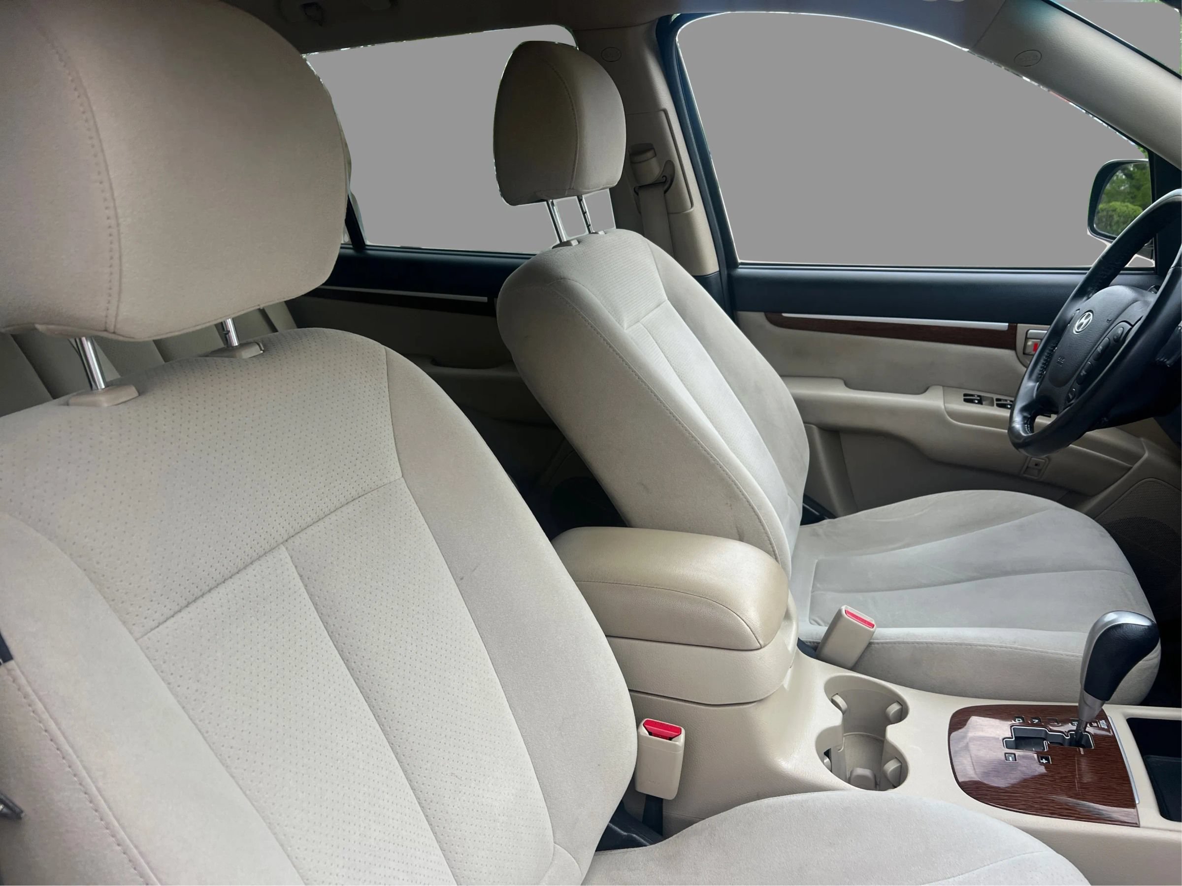 Used 2009 Hyundai Santa Fe SE FWD image 26