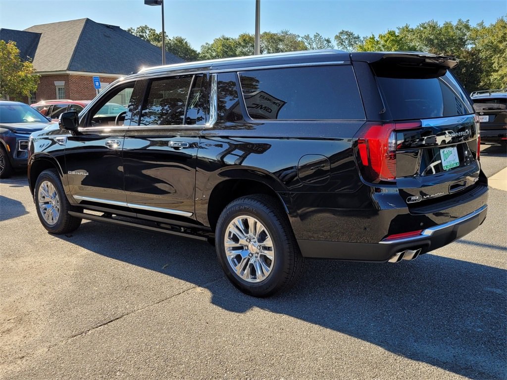New 2025 GMC Yukon XL Denali w/ Sun & Power Step Package image 6