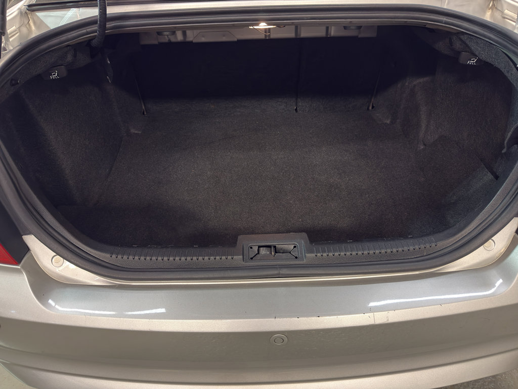 Used 2011 Ford Fusion SEL w/ 302A Rapid Spec Order Code image 30