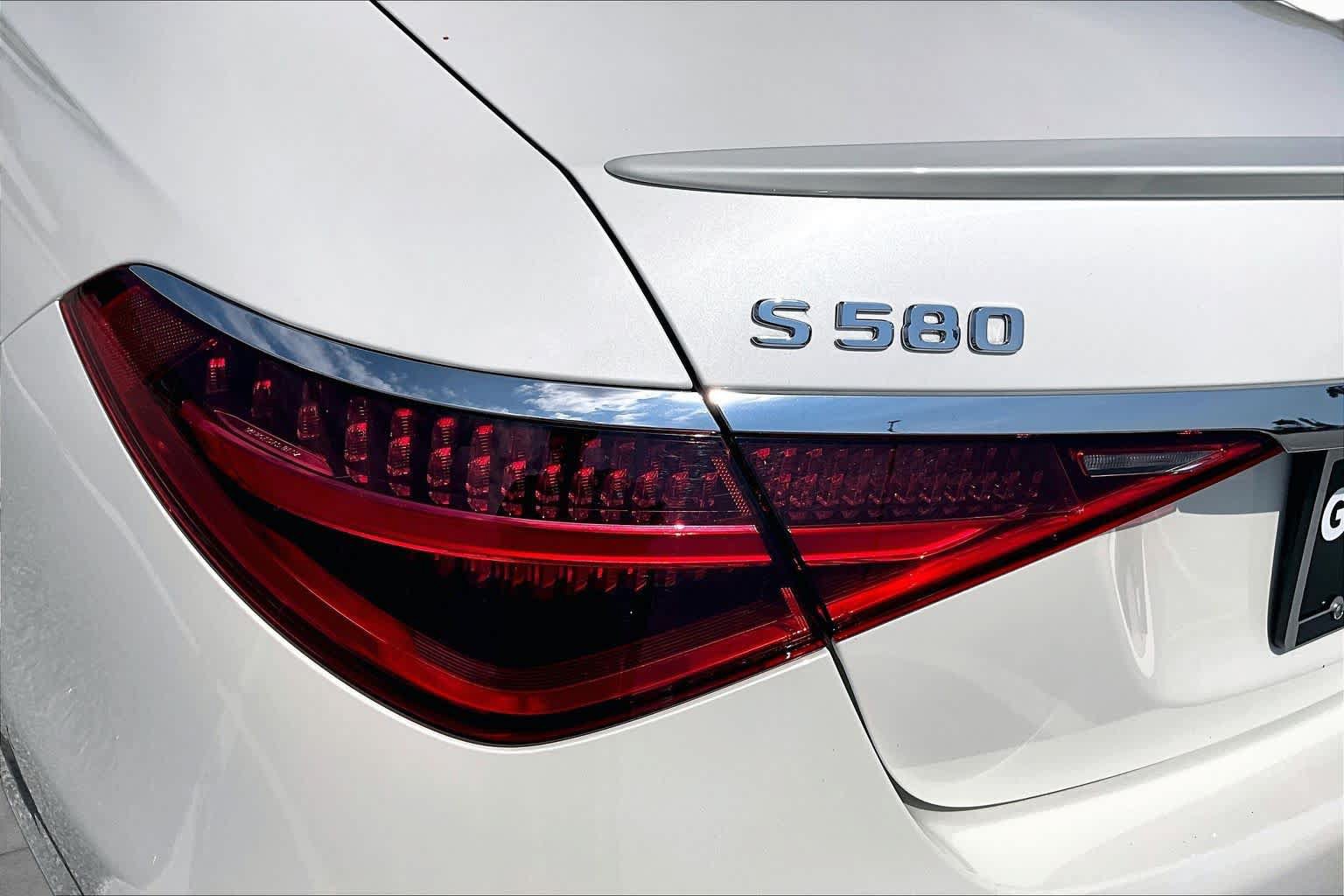Used 2022 Mercedes-Benz S 580 4MATIC Sedan image 28