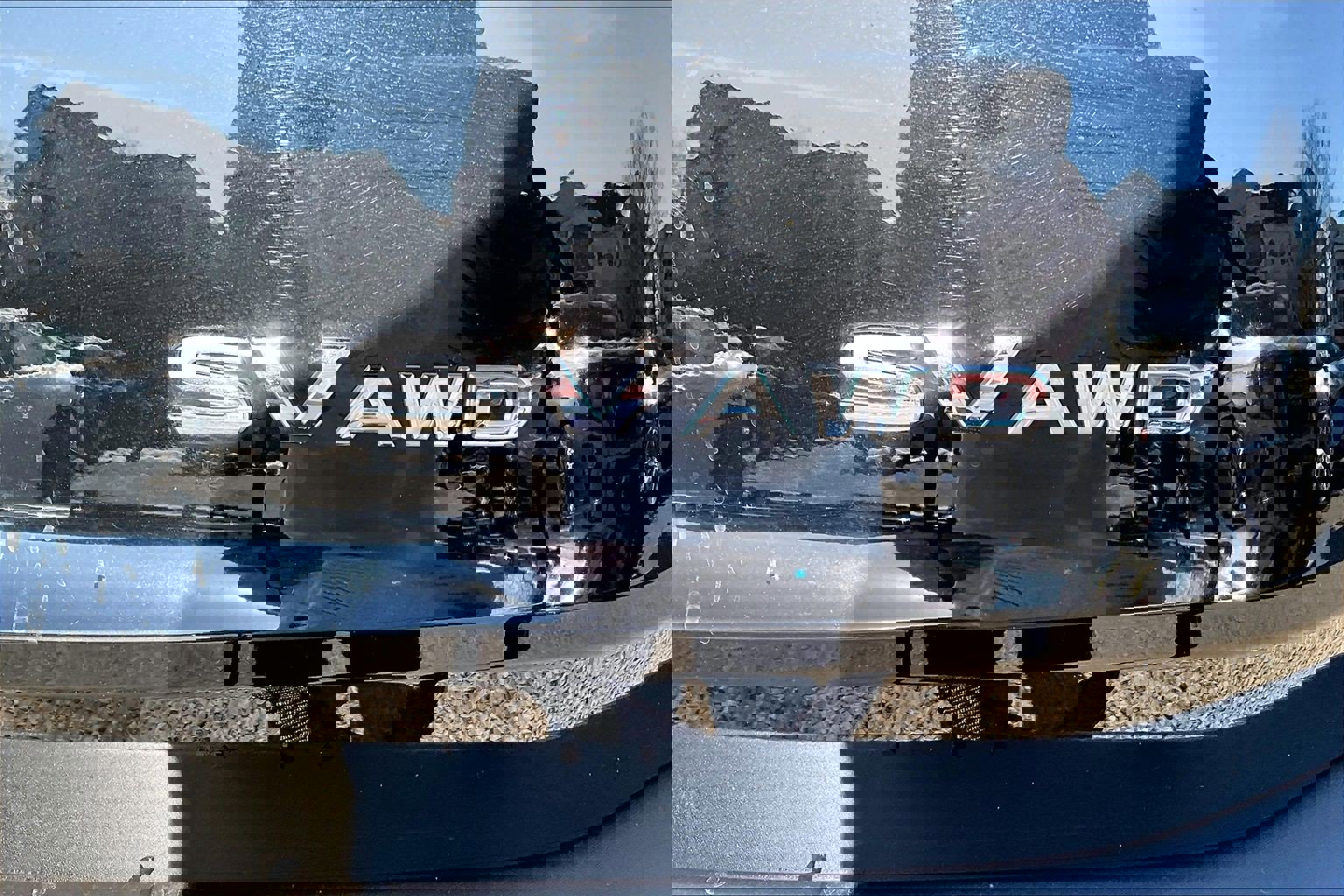 Used 2023 Nissan Rogue SV image 8