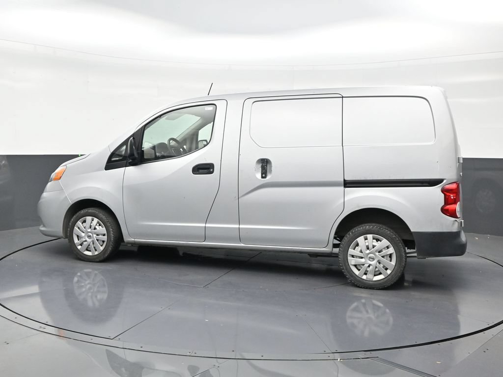 Used 2021 Nissan NV200 S FWD image 2