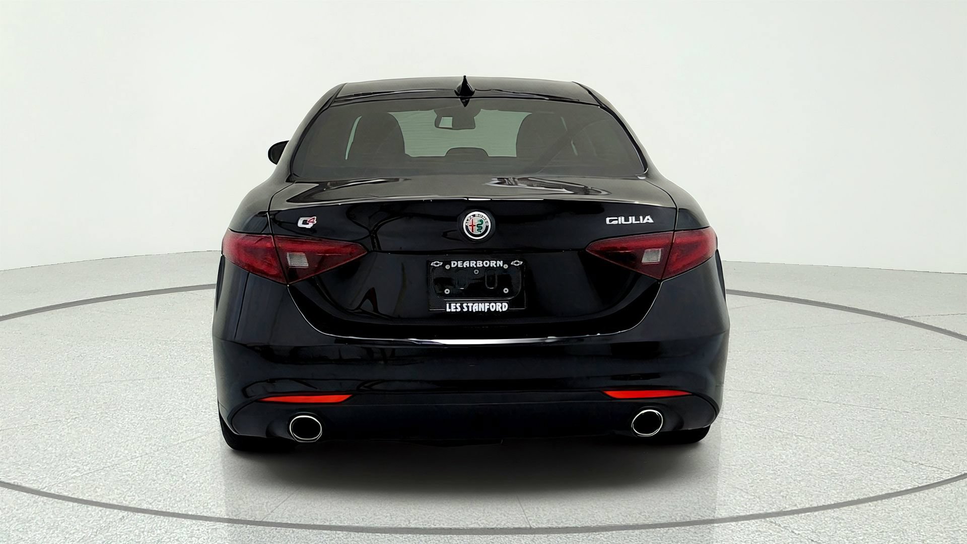 Used 2020 Alfa Romeo Giulia AWD w/ Cold Weather Package image 4