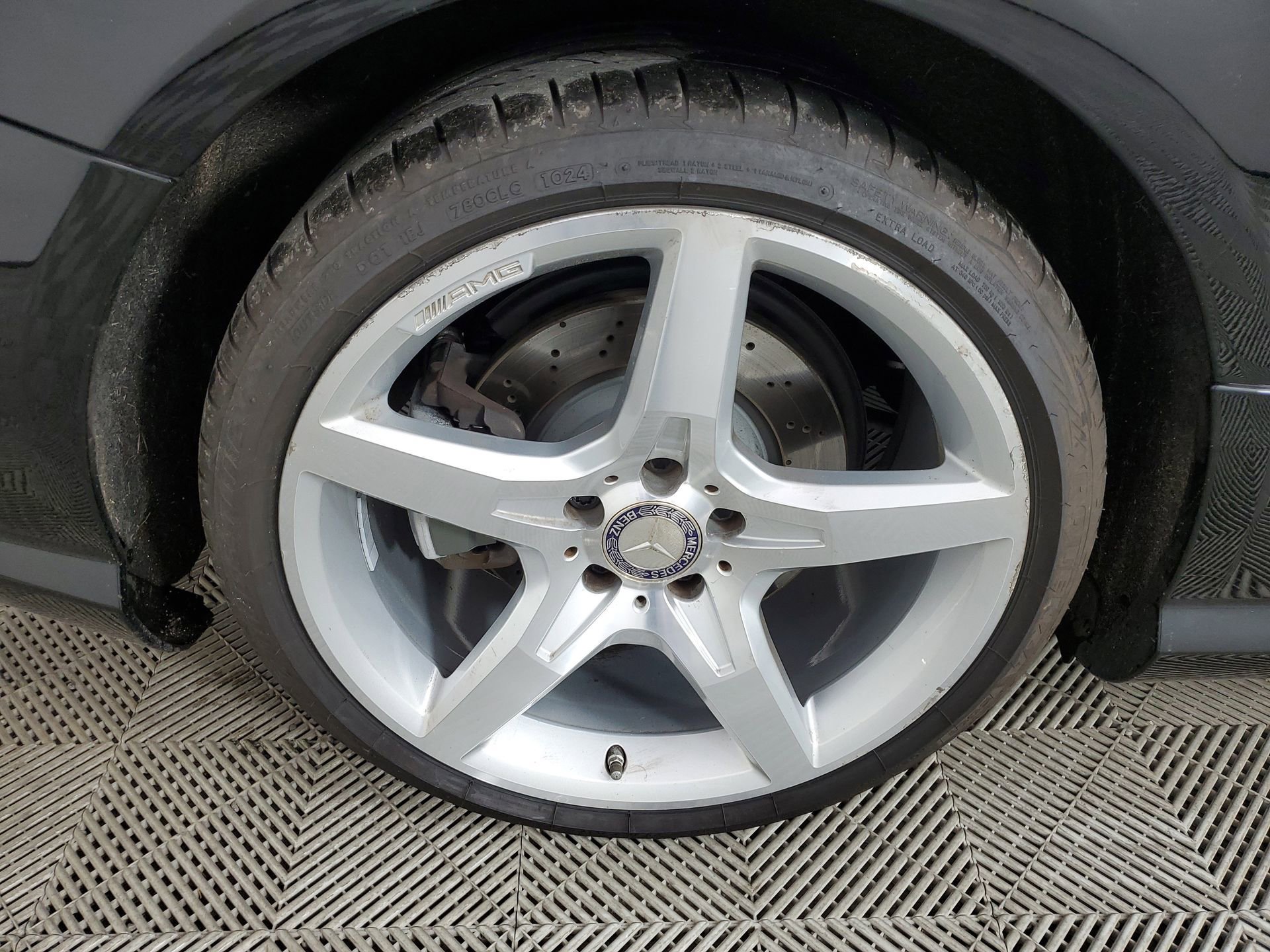 Used 2014 Mercedes-Benz SL 550 image 17