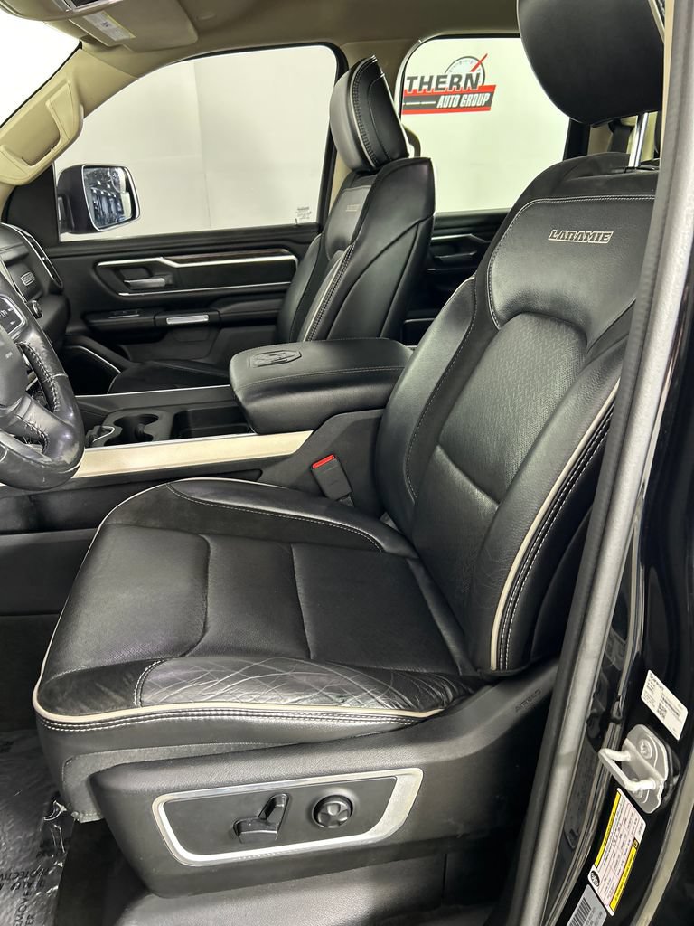 Used 2020 RAM 1500 Laramie RWD image 13