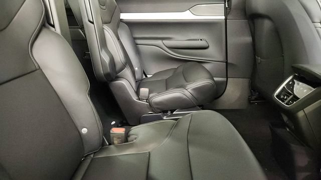 New 2026 Volvo EX90 Ultra AWD/4WD image 33