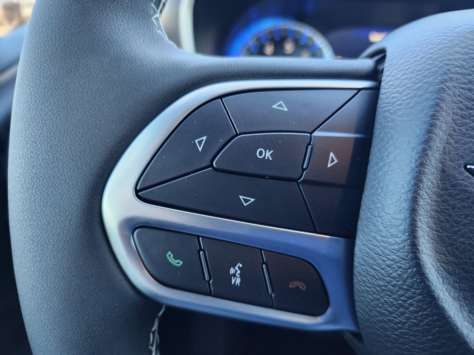 New 2026 Chrysler Pacifica Select FWD image 18