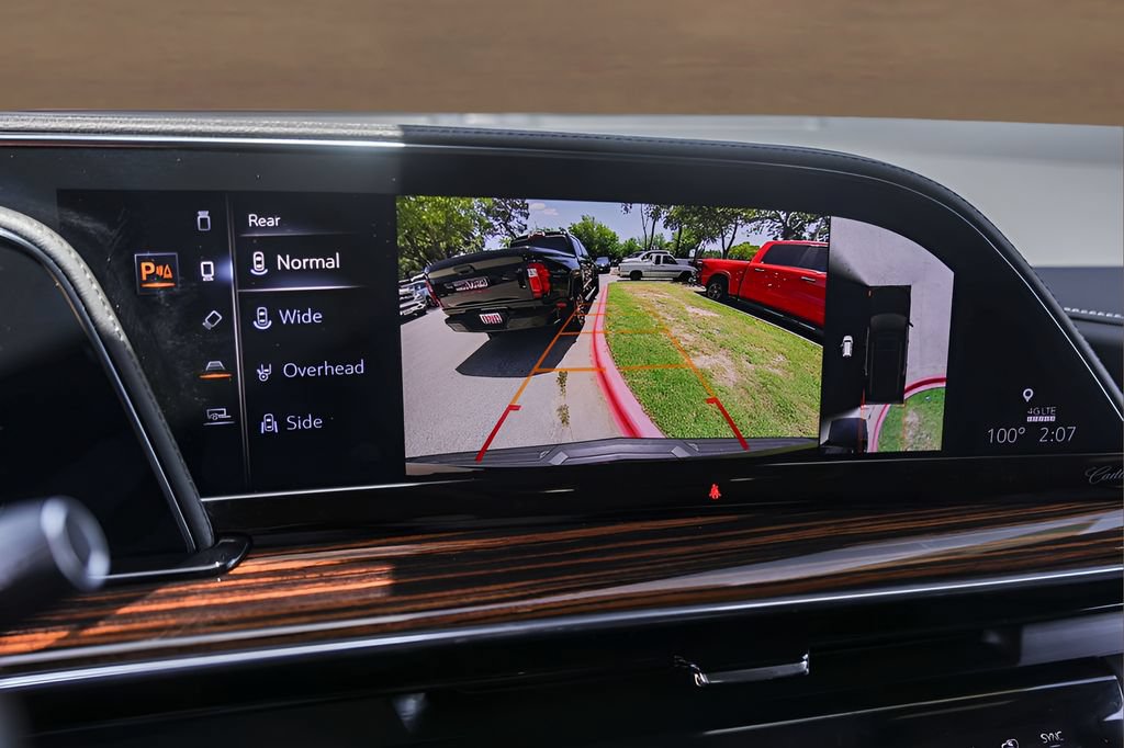 Certified 2023 Cadillac Escalade Premium Luxury w/ LPO, Radiant Package AWD/4WD image 16