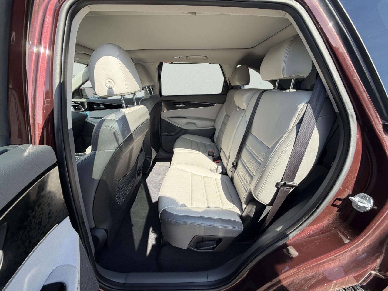Used 2019 Kia Sorento SX AWD/4WD image 18