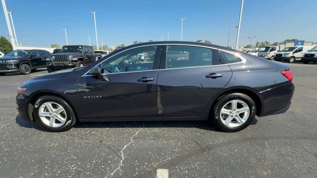 Used 2023 Chevrolet Malibu LS w/ LPO, Floor Liner Package FWD image 5