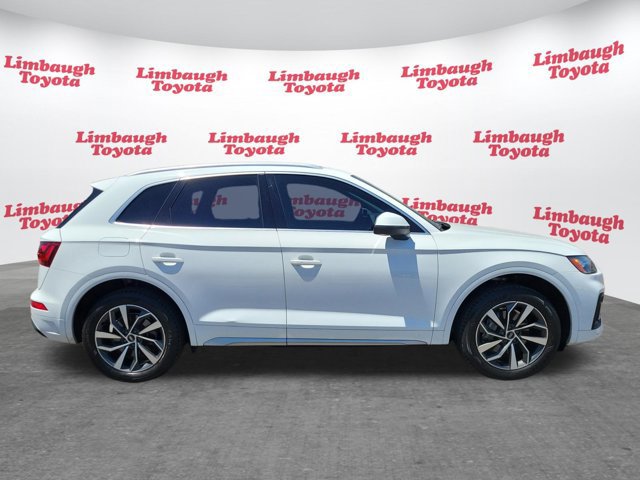Used 2021 Audi Q5 2.0T Premium Plus w/ Premium Plus Package AWD/4WD image 2