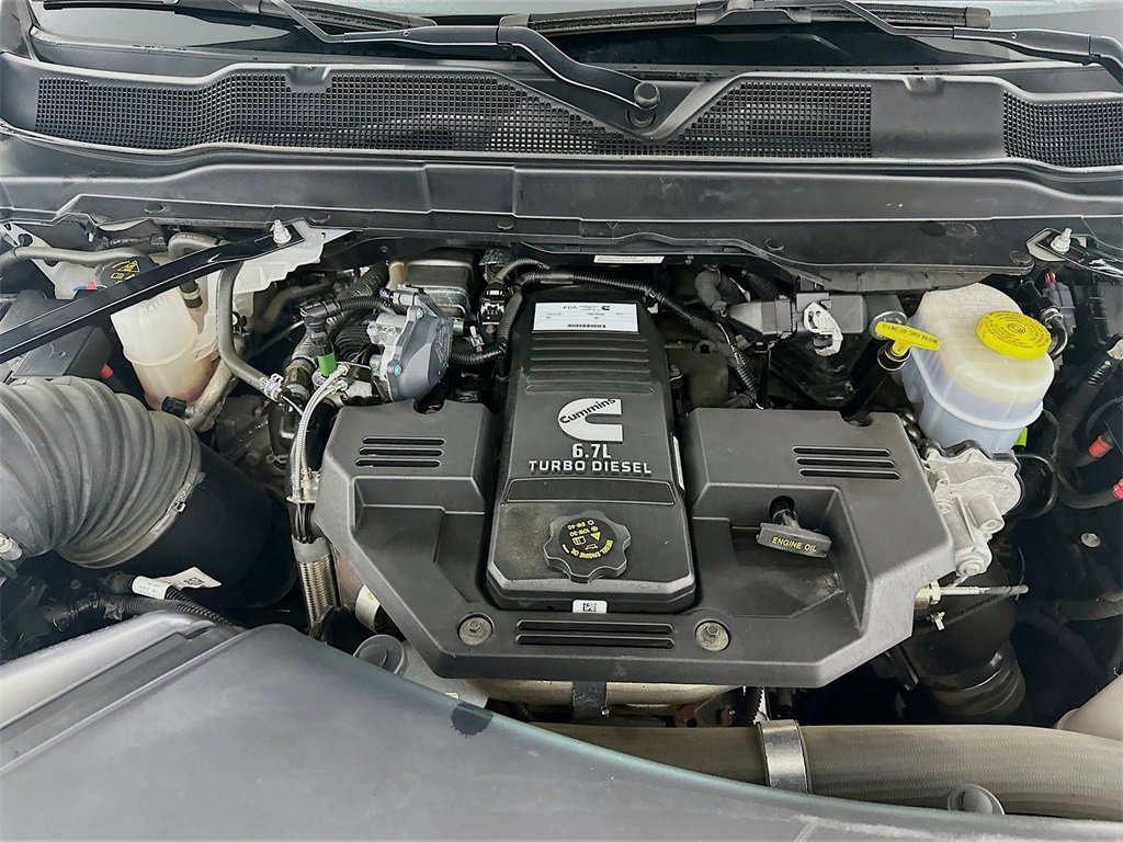 Used 2024 RAM 3500 Tradesman w/ Chrome Appearance Group image 28