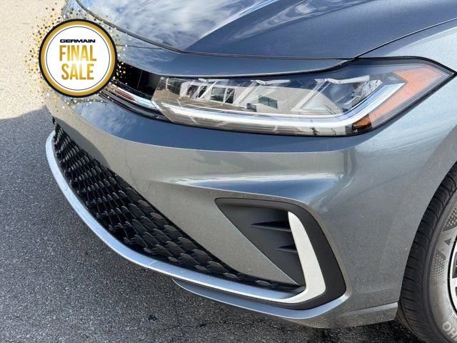 New 2026 Volkswagen Jetta SE image 12