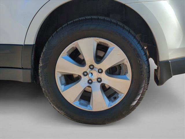 Used 2010 Subaru Outback 3.6R Limited image 22