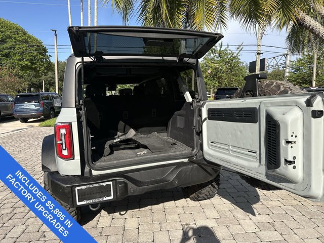 Used 2023 Ford Bronco Wildtrak AWD/4WD image 28