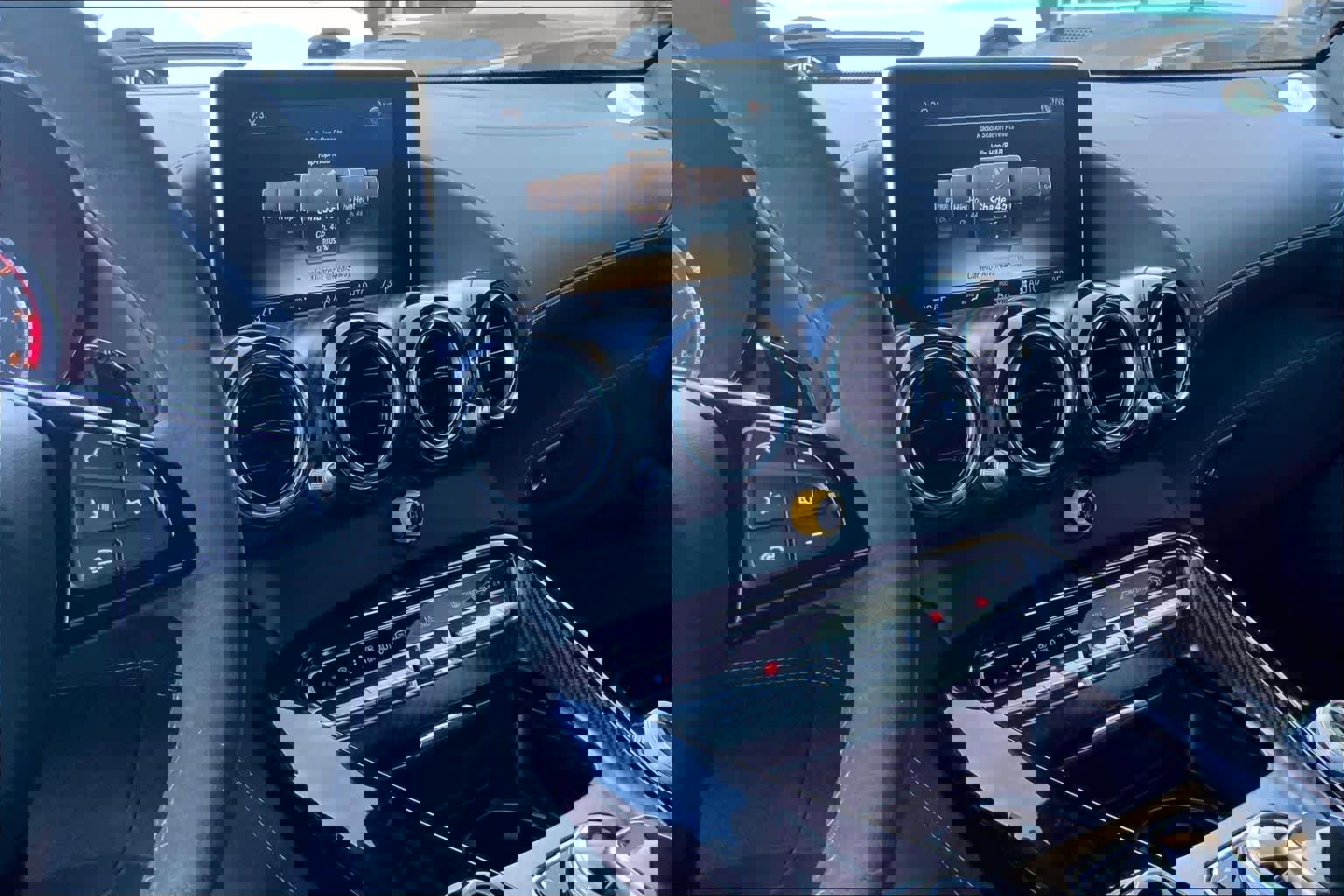 Used 2018 Mercedes-Benz AMG GT R image 6