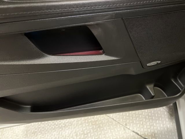 Used 2017 Chevrolet Equinox Premier w/ Enhanced Convenience Package image 51