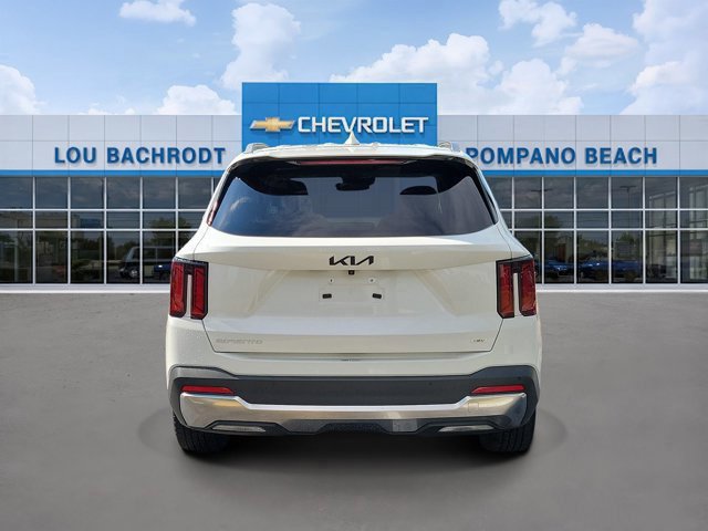 Used 2025 Kia Sorento EX AWD/4WD image 4