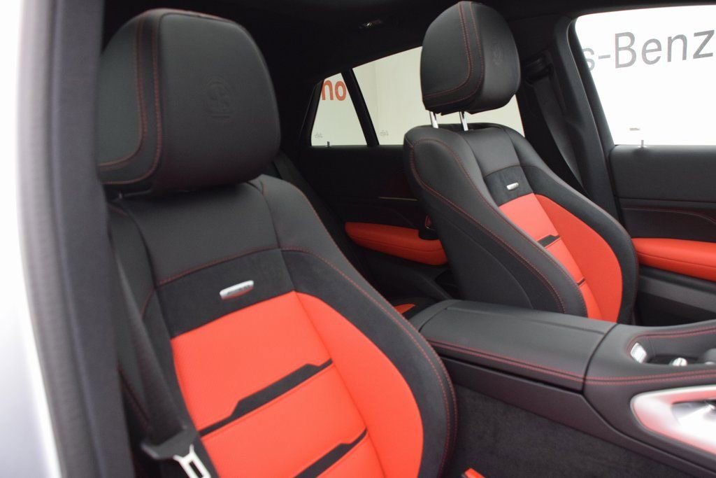 New 2026 Mercedes-Benz GLE 53 AMG 4MATIC Coupe image 17