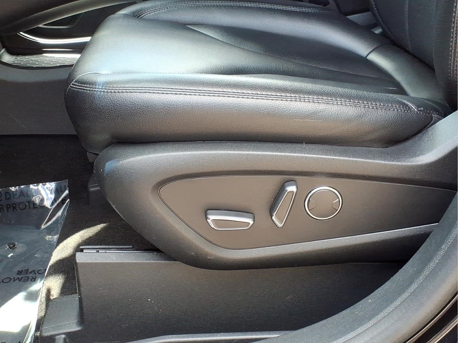 Used 2019 Lincoln Nautilus Premier AWD/4WD image 15