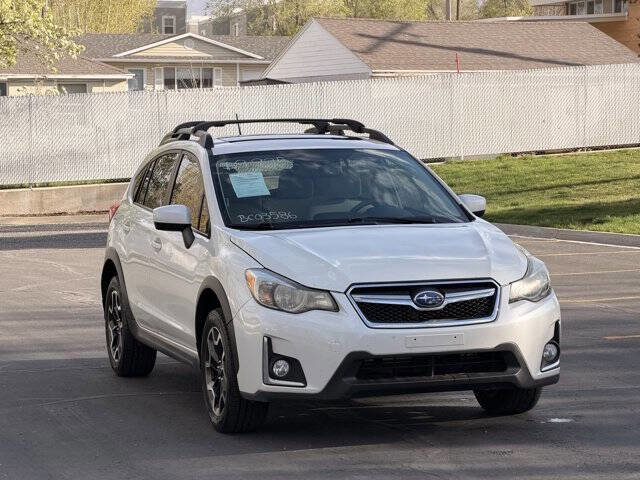 Used 2016 Subaru Crosstrek 2.0i Premium w/ Moonroof Package image 2