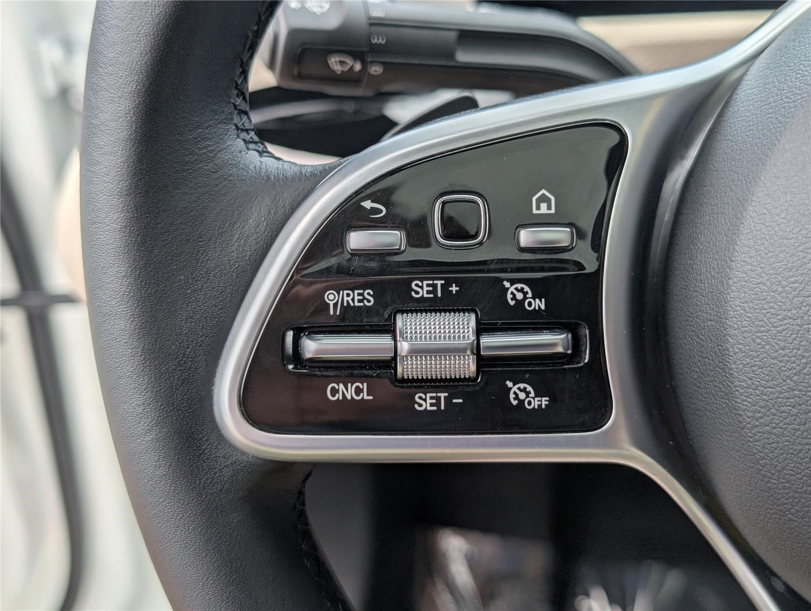 Used 2022 Mercedes-Benz CLA 250 image 21