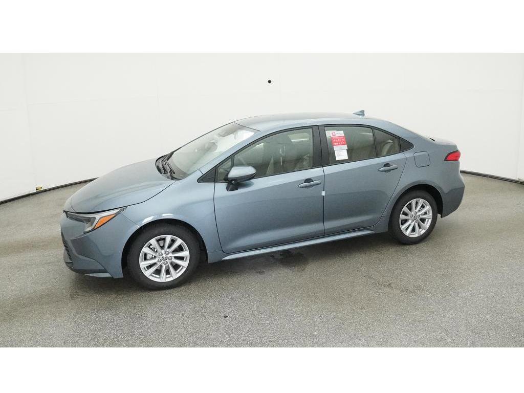 New 2025 Toyota Corolla LE image 2