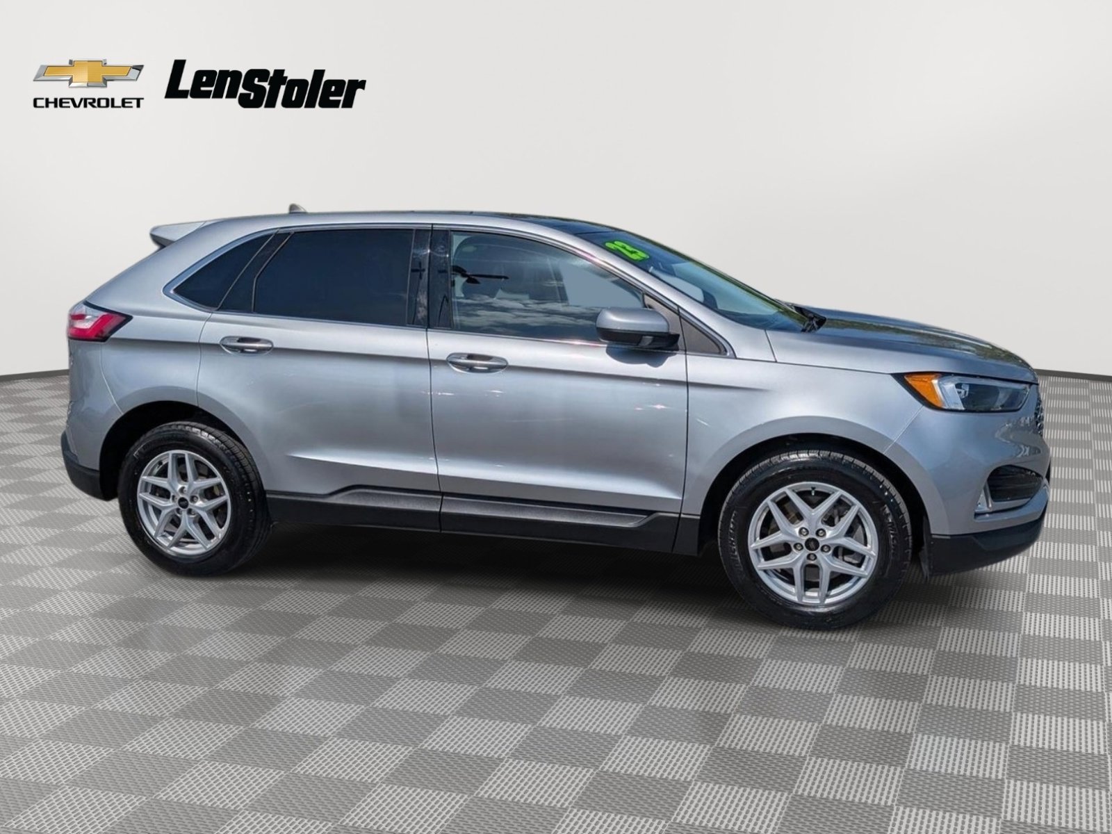 Used 2023 Ford Edge SEL w/ Convenience Package AWD/4WD image 5