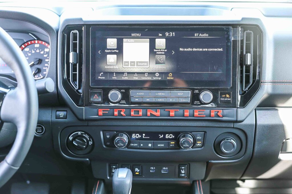 Used 2025 Nissan Frontier PRO-4X w/ Pro Premium Package image 3