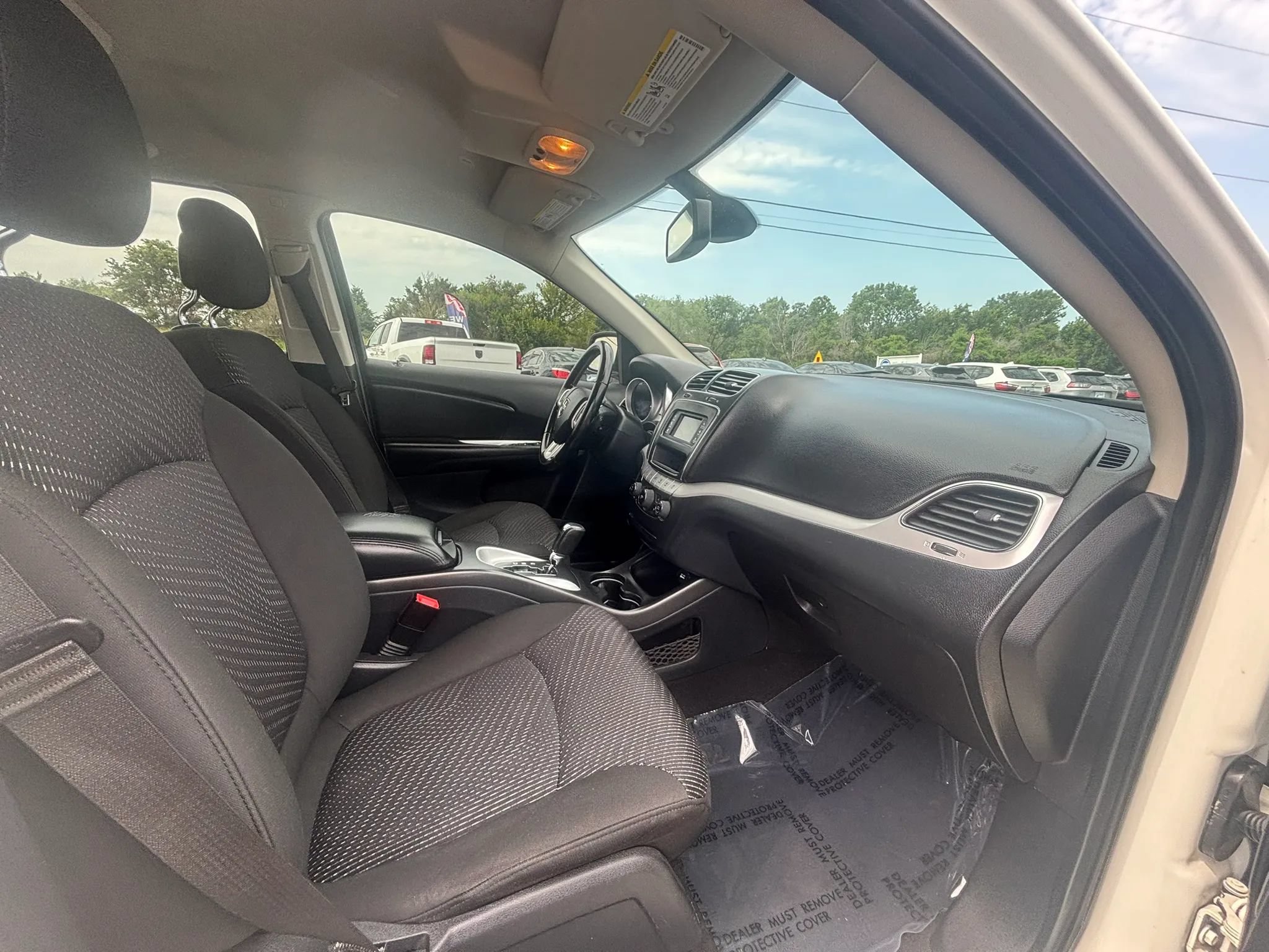 Used 2020 Dodge Journey SE w/ SE Popular Equipment Group FWD image 25