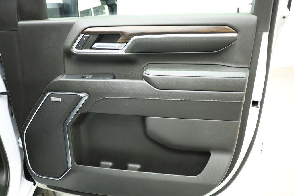 Used 2024 GMC Sierra 3500 SLT image 48