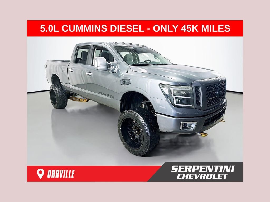 Used 2017 Nissan Titan SV image 1