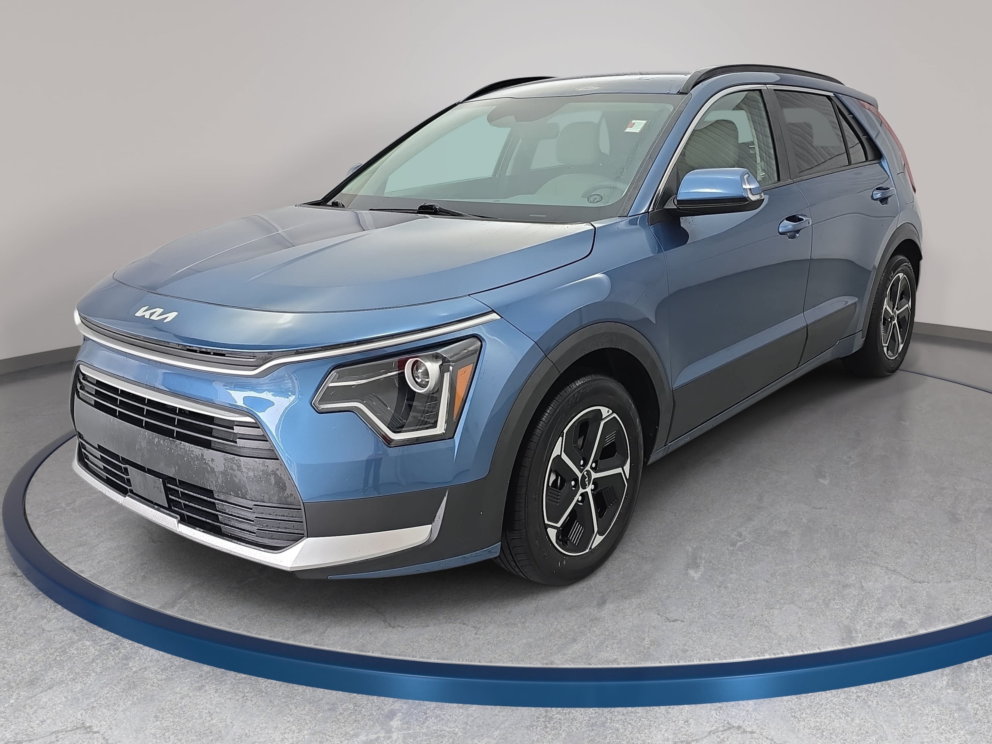 Used 2023 Kia Niro EX FWD image 1