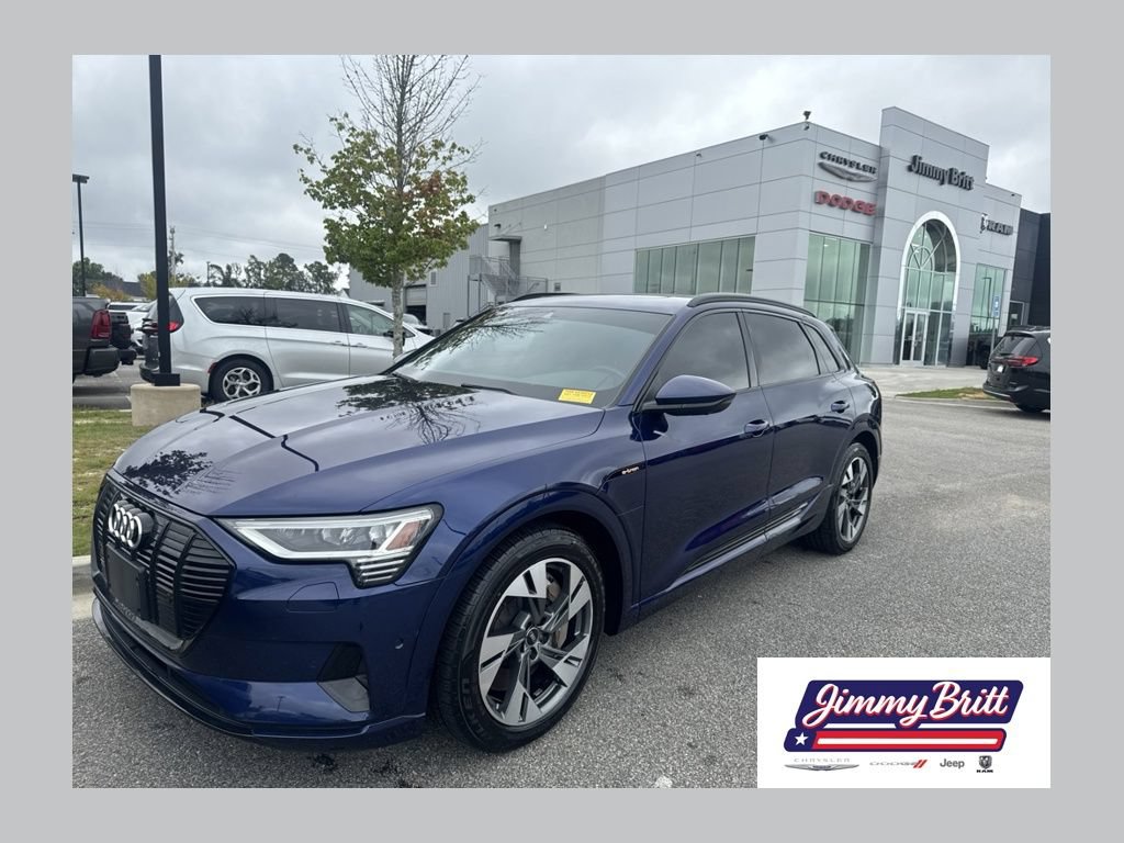 Used 2022 Audi e-tron Premium w/ Convenience Plus Package