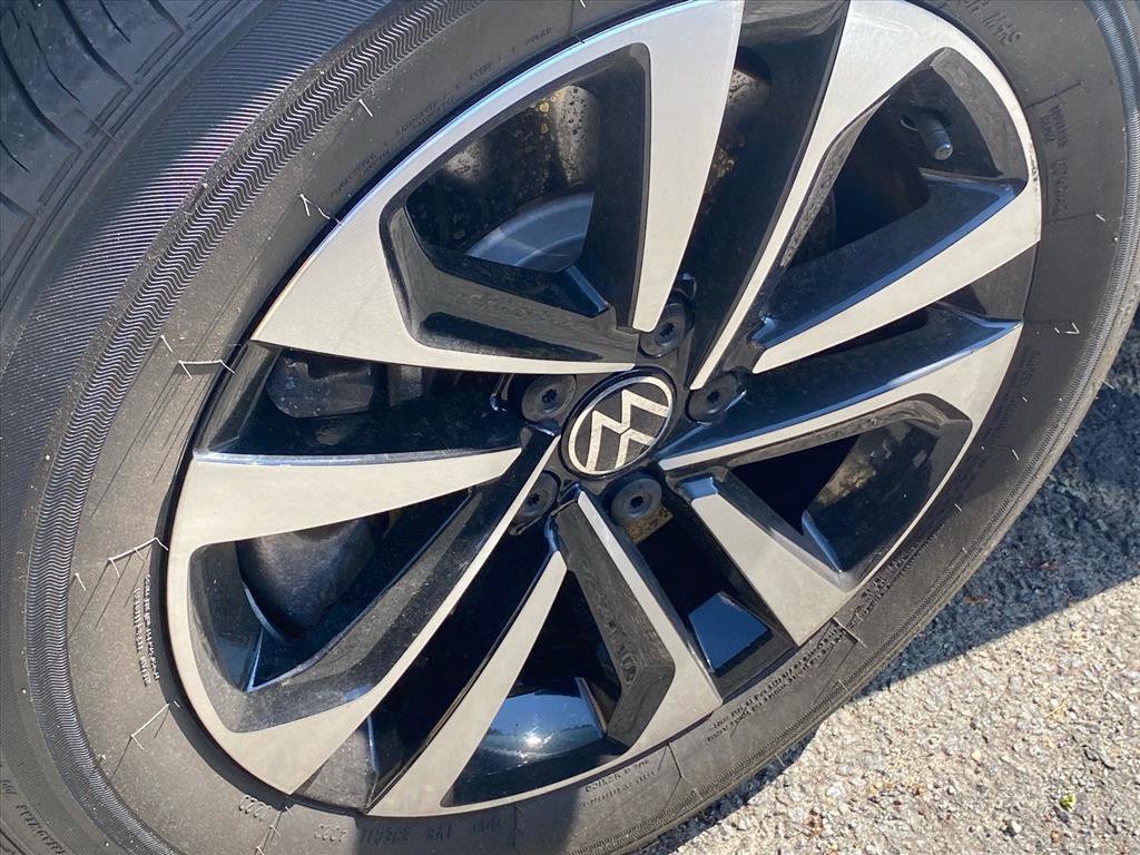Certified 2022 Volkswagen Tiguan S FWD image 15