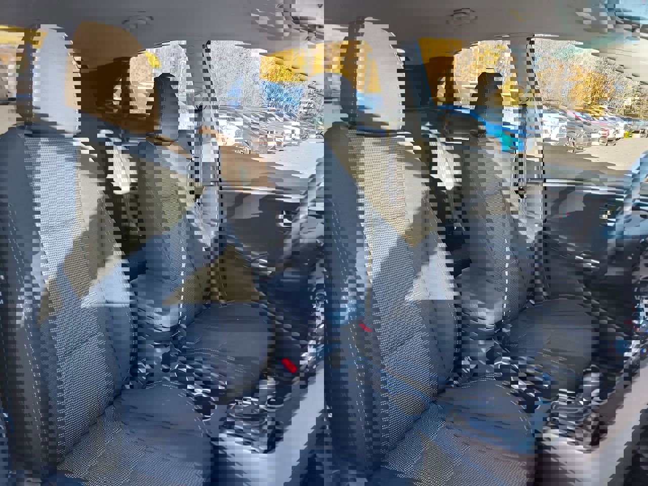 Used 2014 Hyundai Elantra GT image 19