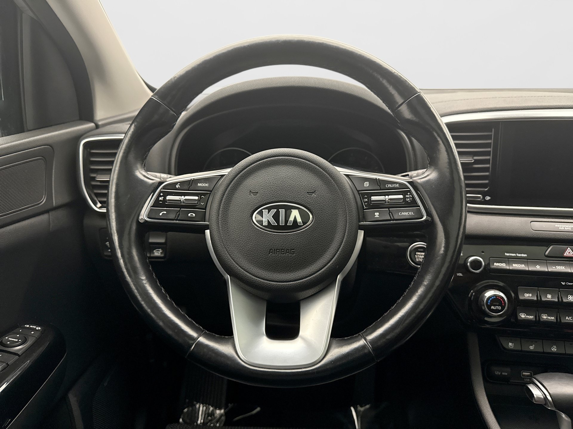 Used 2021 Kia Sportage EX w/ EX Technology Package AWD/4WD image 12