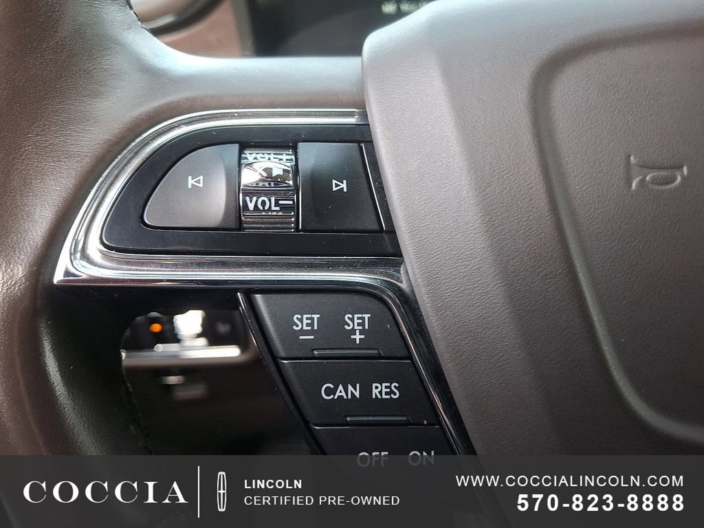 Certified 2022 Lincoln Nautilus Reserve image 22