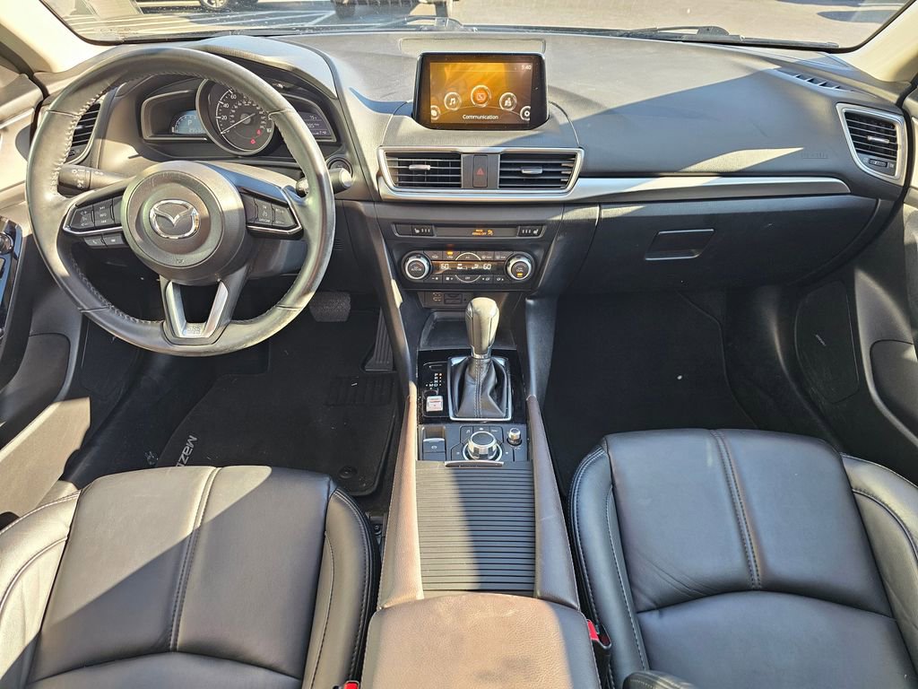 Used 2018 MAZDA MAZDA3 Touring image 17