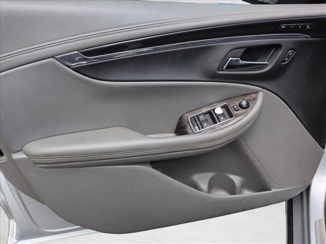 Used 2014 Chevrolet Impala LTZ FWD image 11