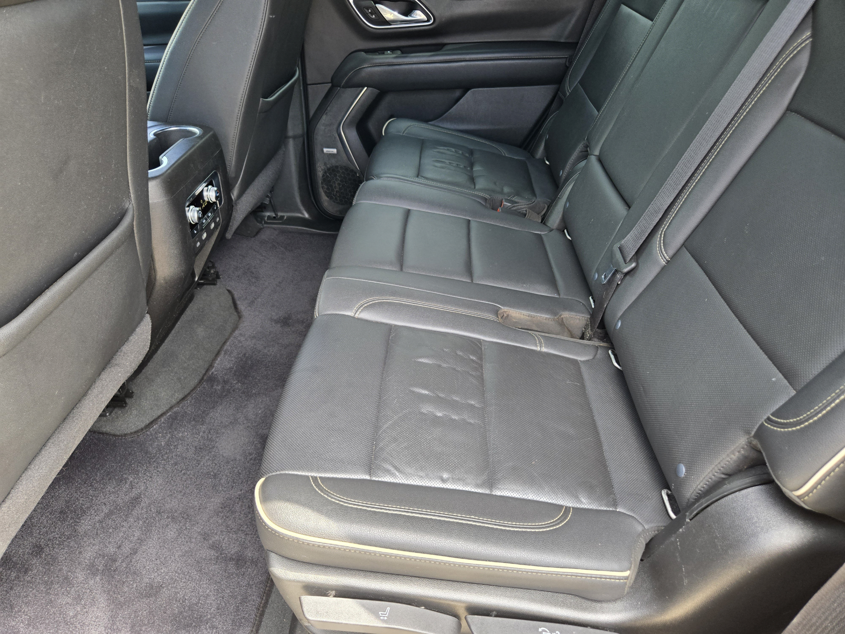 Used 2021 GMC Yukon SLT w/ SLT Luxury Plus Package AWD/4WD image 23
