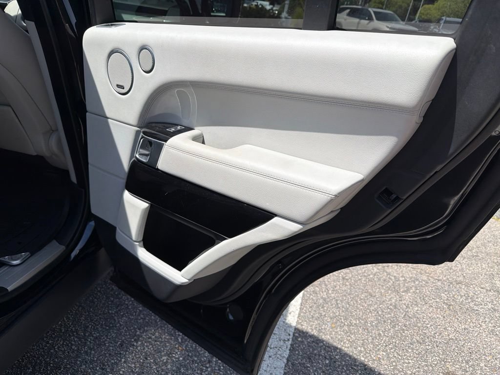 Used 2016 Land Rover Range Rover AWD/4WD image 34