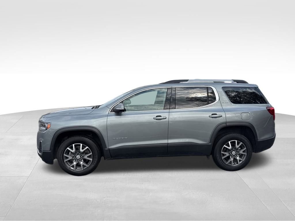 Used 2023 GMC Acadia SLE w/ Driver Convenience Package image 5
