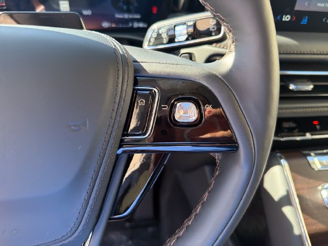 New 2027 Lincoln Aviator Reserve AWD/4WD image 30