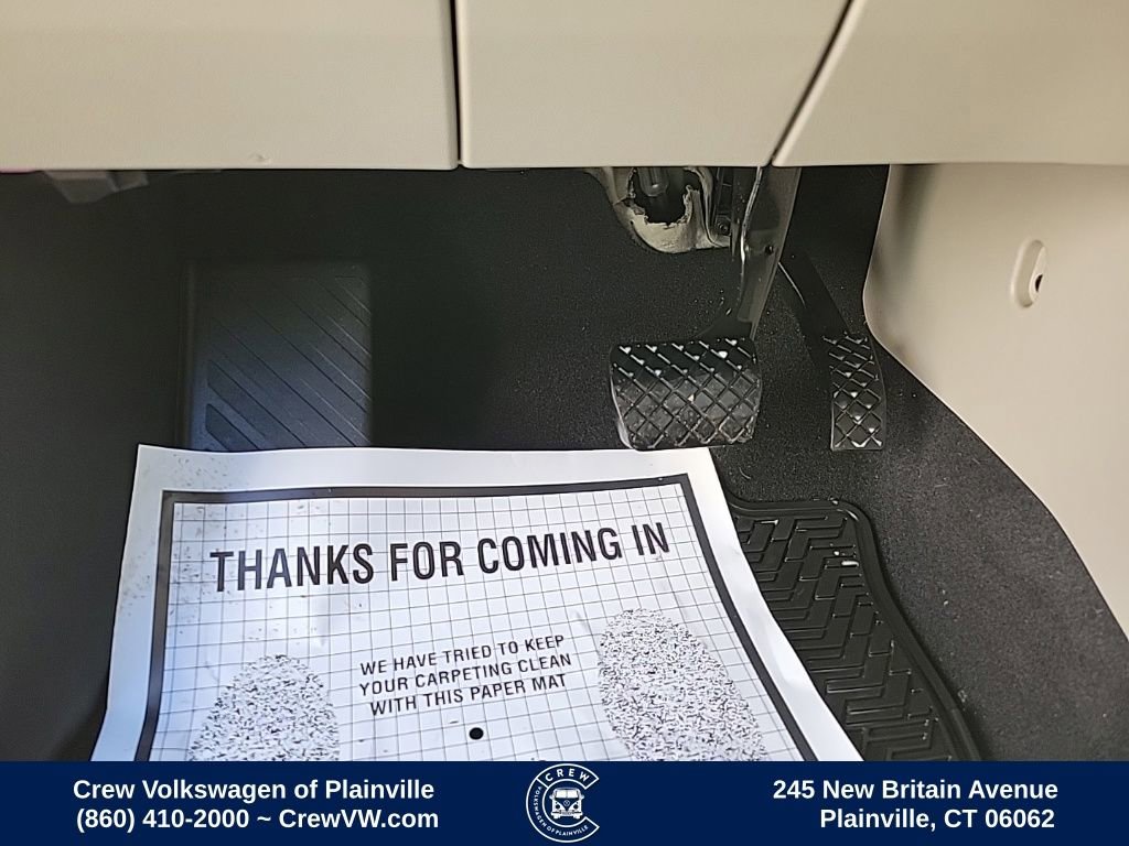 Certified 2025 Volkswagen Atlas SEL image 40