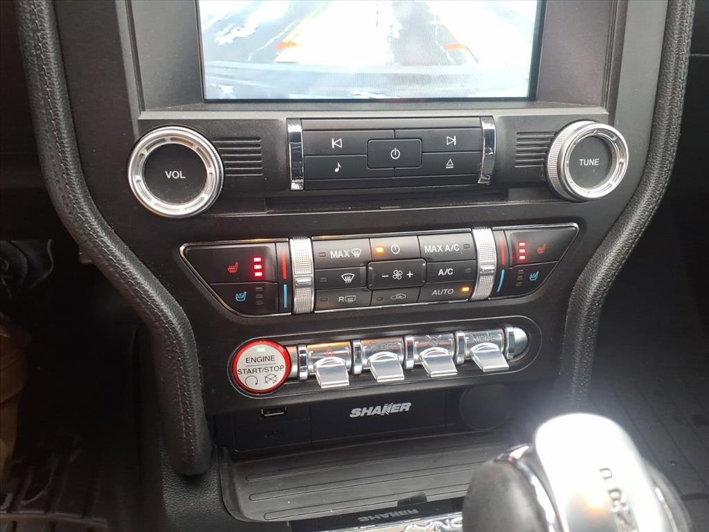 Used 2016 Ford Mustang Premium image 11