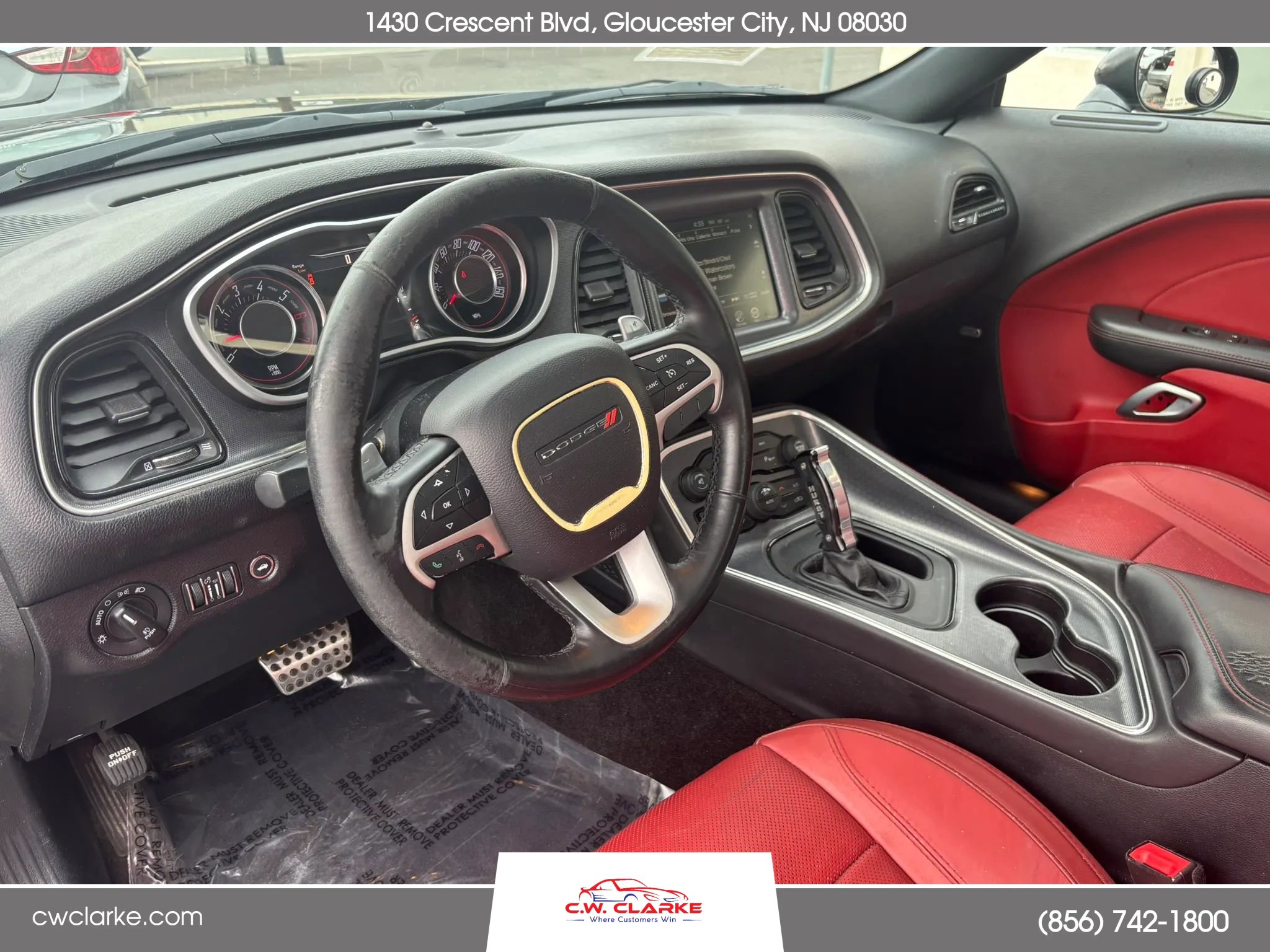 Used 2015 Dodge Challenger R/T Plus image 13