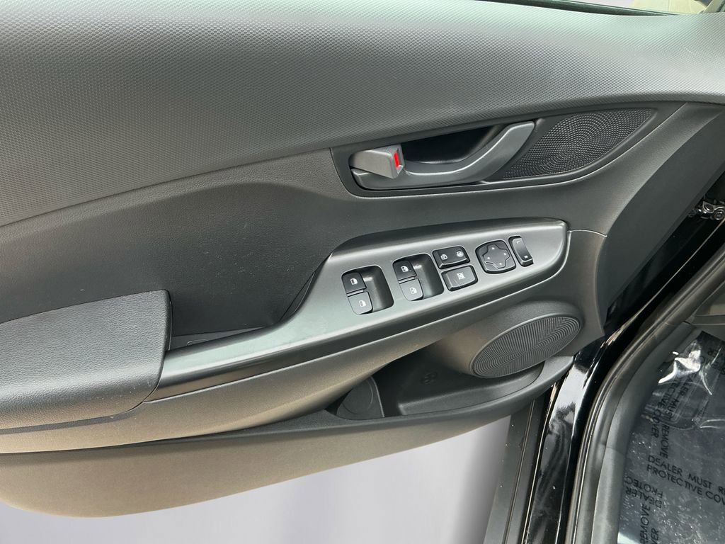 Used 2021 Hyundai Kona SEL w/ Cargo Package AWD/4WD image 19